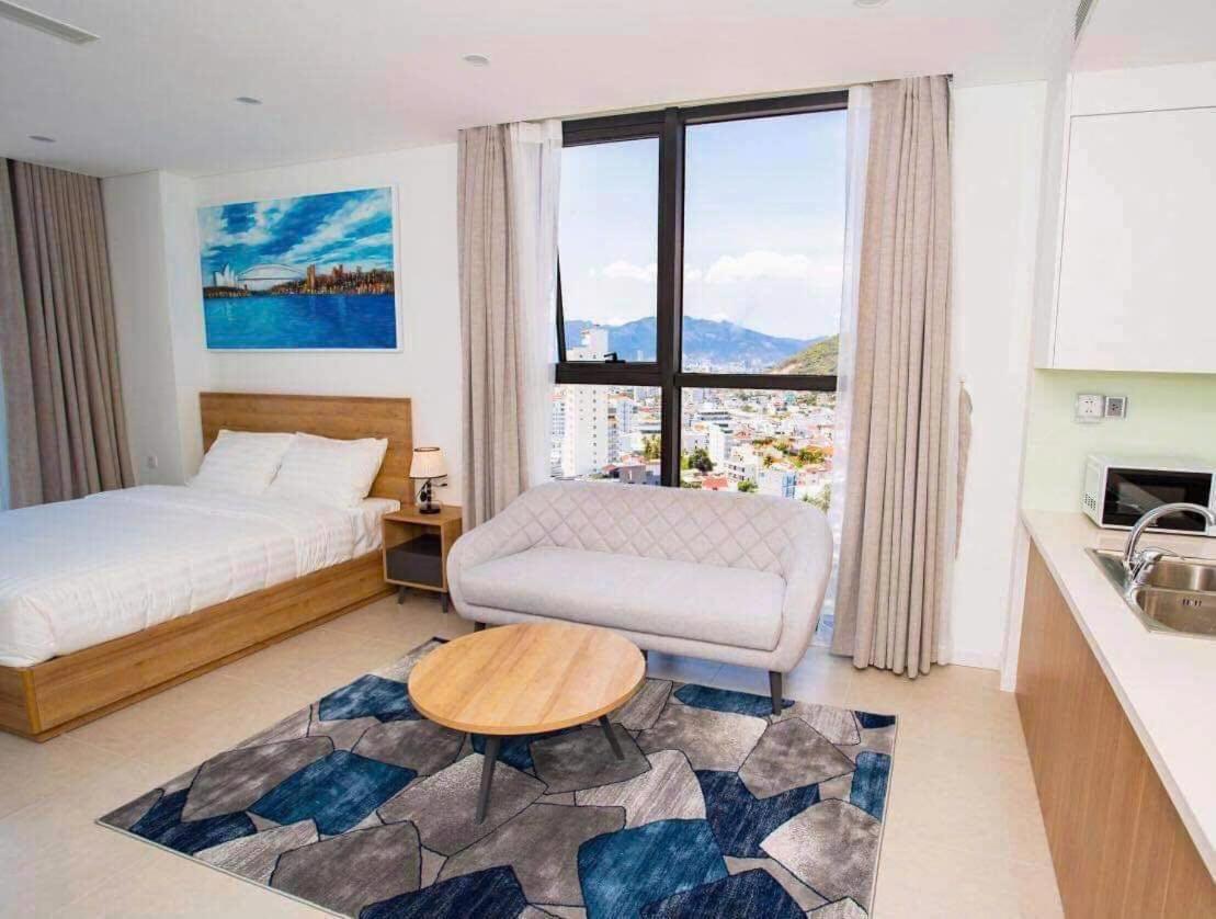 Ferienwohnung Scenia Bay Oceanfront By Housing Nha Trang Exterior foto