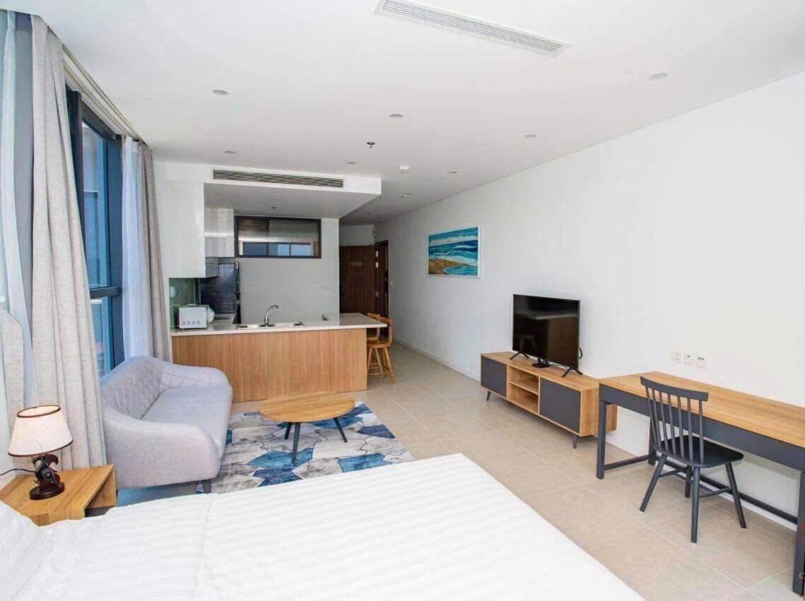 Ferienwohnung Scenia Bay Oceanfront By Housing Nha Trang Exterior foto